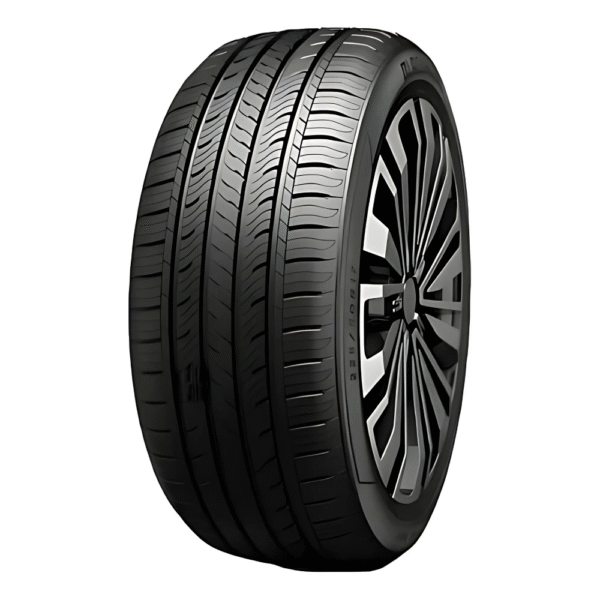 Llanta 195/50R15 BLACKHAWK HH11 VIETNAM 86V